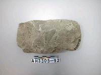 藏品(大型片狀舌刃打製石斧)的圖片
